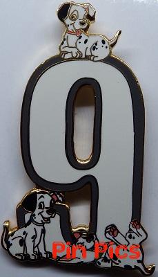 Japan - Mickey and Minnie - Oval Eiffel Tower - In Paris - JDS