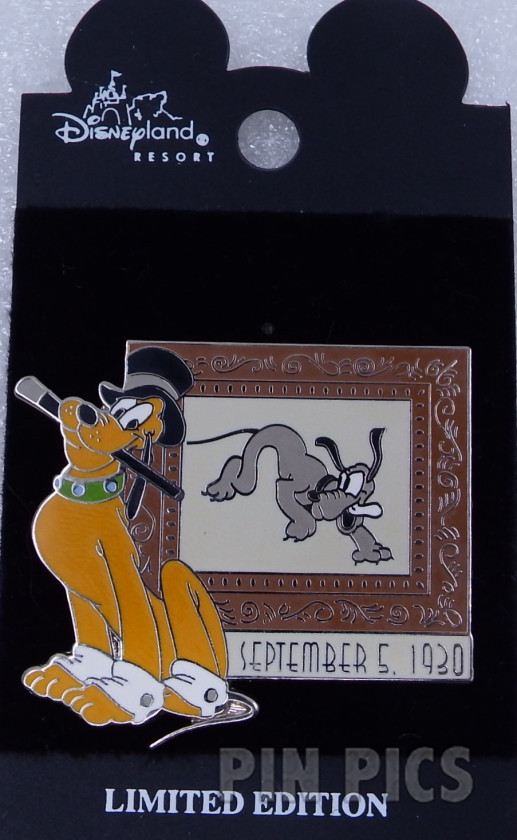 DLR - Pluto - Birthday  pin collectible - Main Image 3