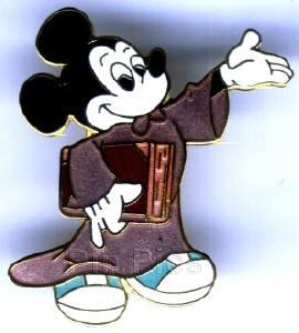 WDW - Mickey & Donald - Seasons Greetings - Nostalgic Christmas Card - Spectacle of Pins 2002 - Card & Pin