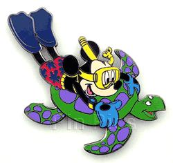 DLR - Mickey's Toontown 5 Pin Boxed Set (Loyal Knights of the Inkwell)