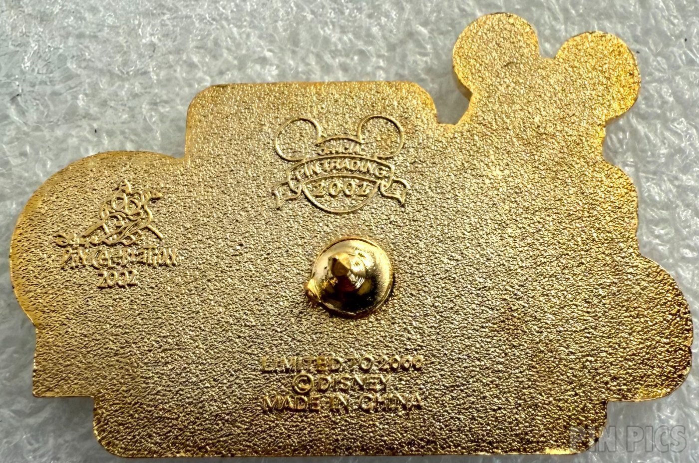 DDG - Mickey - The Search for Imagination 2002 - Disney’s Pin Celebration - Gift  pin collectible - Main Image 2
