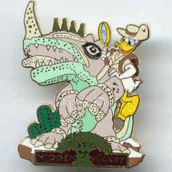 Button - DLR - Hunchback of Notre Dame - Lenticular