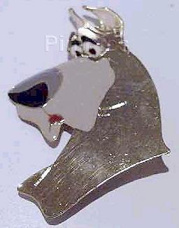 Pooh - Standing Holding Tummy