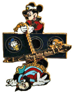 DLP - Cast Team Leader Excellence Set (Mickey w/ Yellow Shorts)