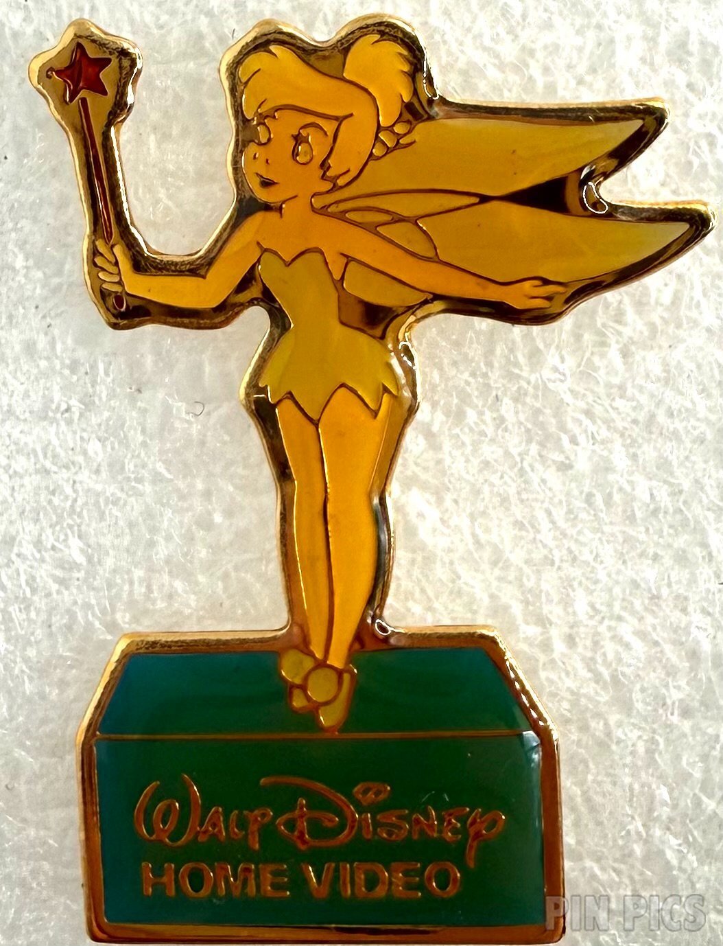 State Character Pins (Oregon/Meeko)