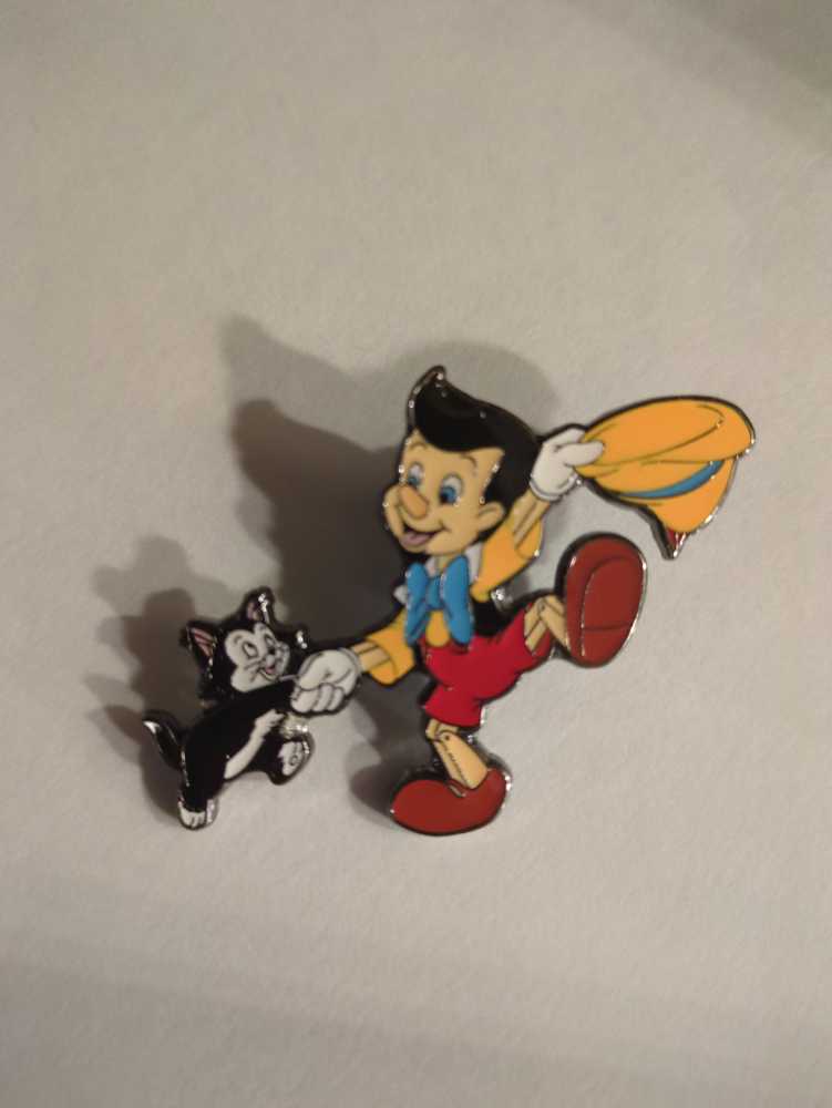 DA - Prototype - Pluto - Film Reel Series - Silver