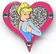 DCL - 2002 Mickey & Minnie With Wonder & Magic Ships