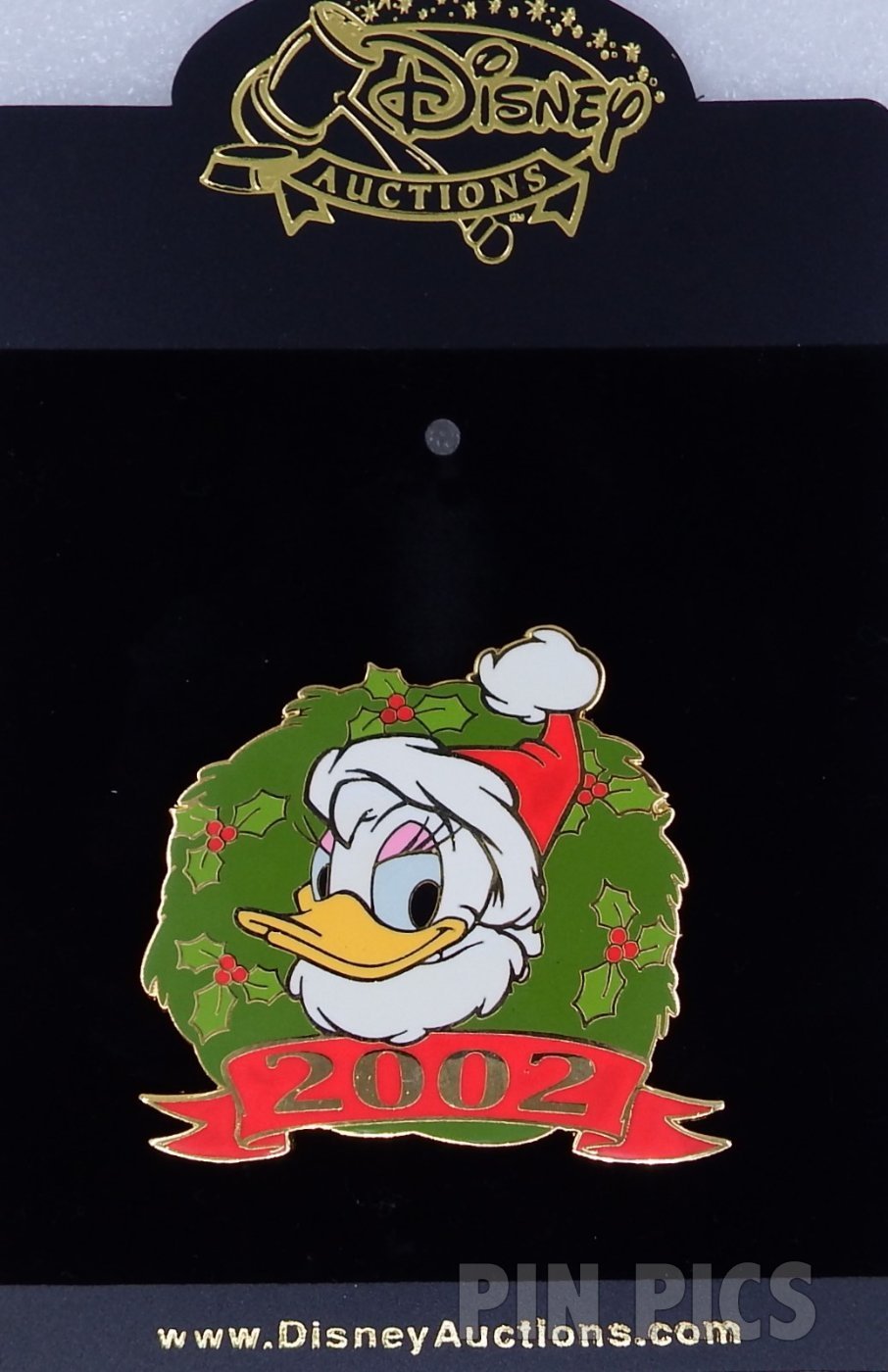 DA - Daisy - Holiday Wreath 2002 Set - Pin and Ornament  pin collectible - Main Image 3