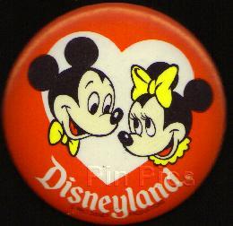 DLR - Happy Holidays 2002 Tinker Bell Present (Hinged)