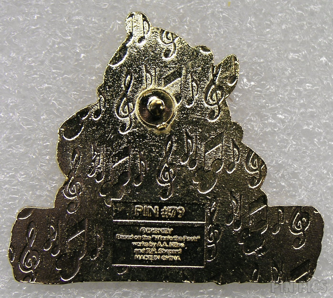 DIS - Day in the Life of Pooh - Pin 79 - Magical Musical Moments 2002 Series - Flocked  pin collectible - Main Image 2