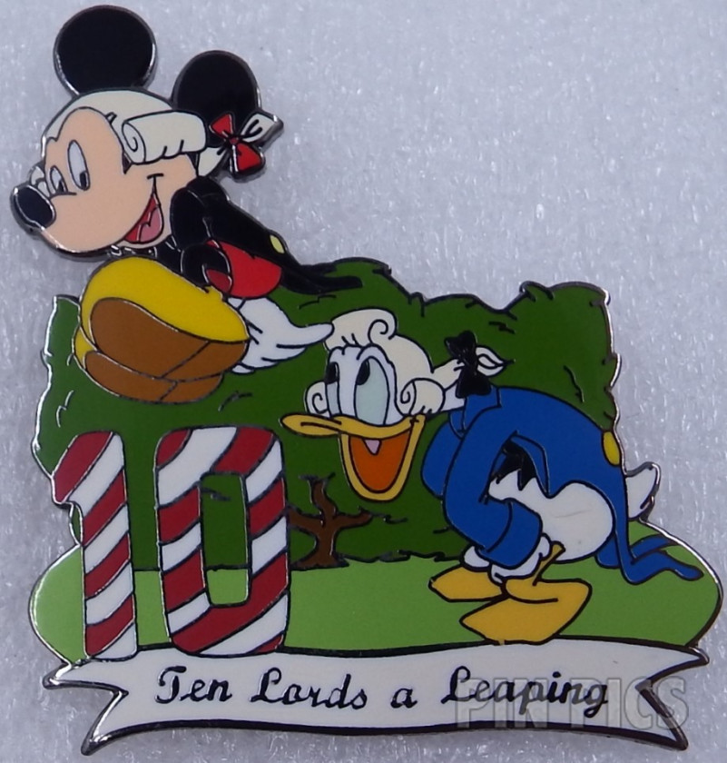 DS - Woody, Buzz and Jessie - Christmas Wreath - 12 Months of Magic