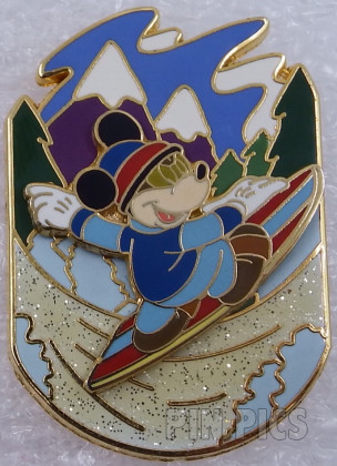 Goldtone Tigger With Bouquet