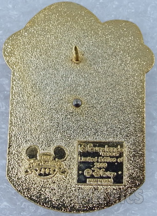 DLR - Donald - Bobsledding - Winter Sports Series - 3D  pin collectible - Main Image 2