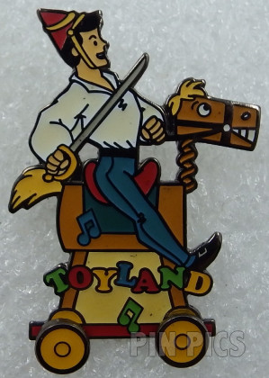 Button - Hunchback of Notre Dame