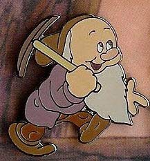 Large Shiny Gold Georgette (Oliver & Co.) 1988