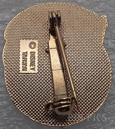 TDR - Mickey Mouse - Rollerskates - Red Flag  pin collectible - Main Image 2