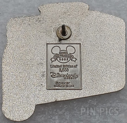 DLR - Mickey Mouse, Pluto, Huey, Louie and Dewey - Lunch Box Series - Thermos  pin collectible - Main Image 2