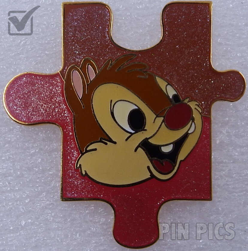 Webigail from Duck Tales in a gold dress