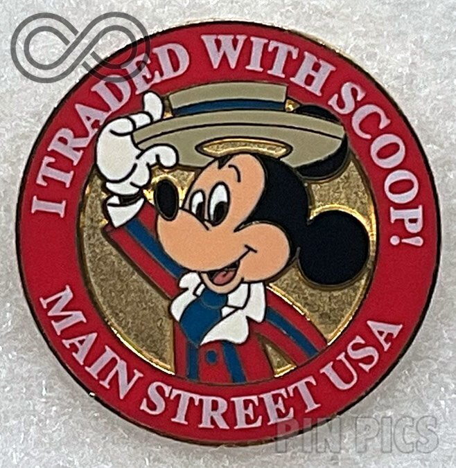 Disney On Tour - Donald Duck - Snowboarding - Nagano - Red