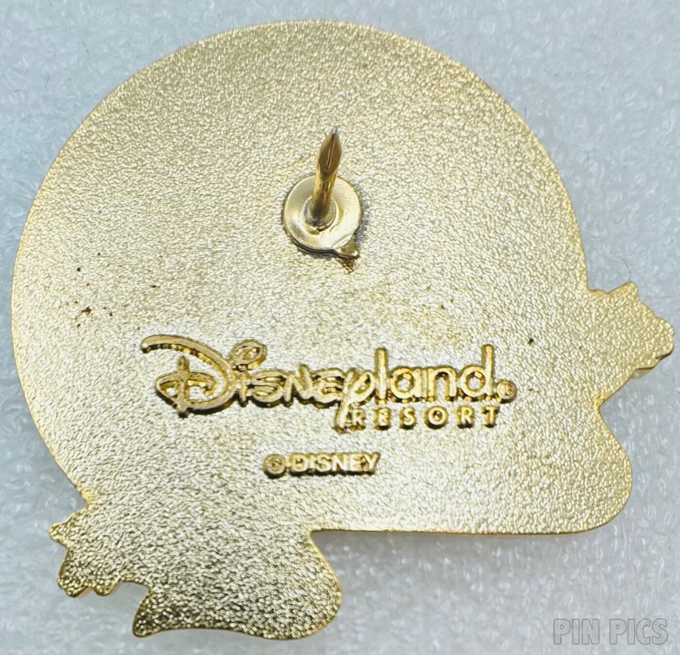 DLR - Chip and Dale - Continuing the Tradition 2003  pin collectible - Main Image 2