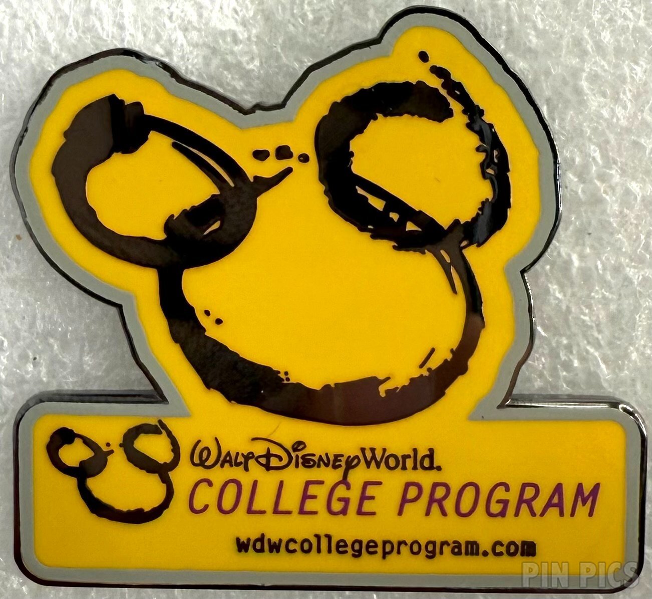 WDW - Goofy - Norway Constitution Day 2003