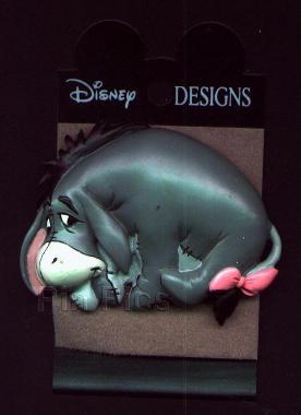Eeyore Sitting (Goldtone)