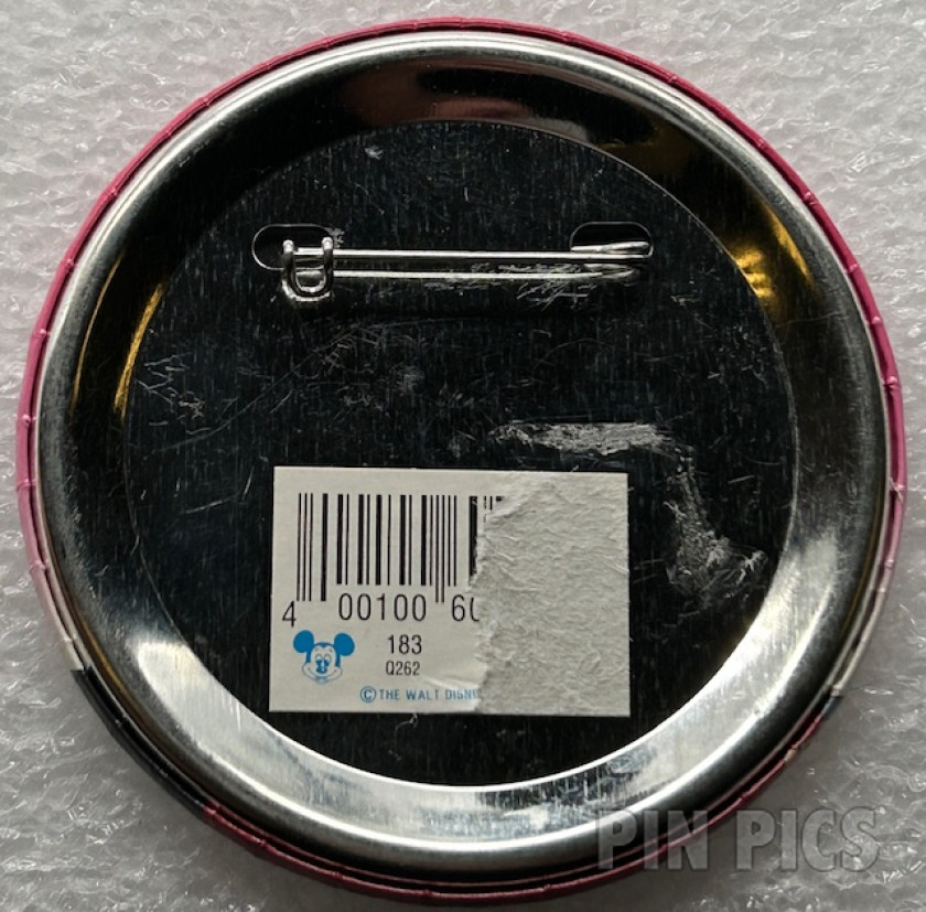 Button - Cruella de Vil - 101 Dalmatians  pin collectible - Main Image 2