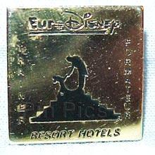 WDW - Big Bad Wolf and Straw Pig - Three Little Pigs 70th Anniversary Series