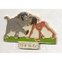 EuroDisney - Resort Hotels - Trainer Formateur (Gold/Red)