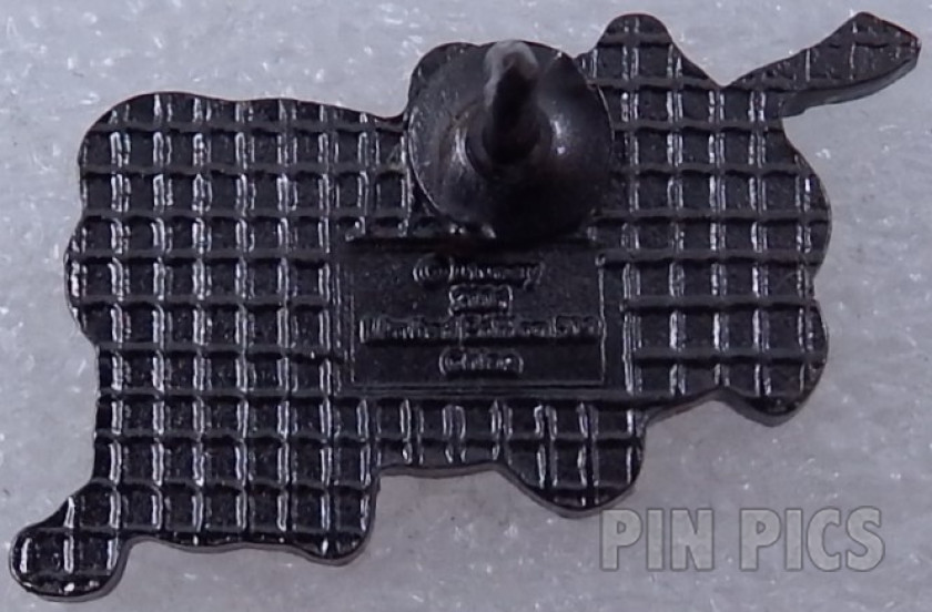 Japan - Chip and Dale - Christmas 2001 - TDR  pin collectible - Main Image 2