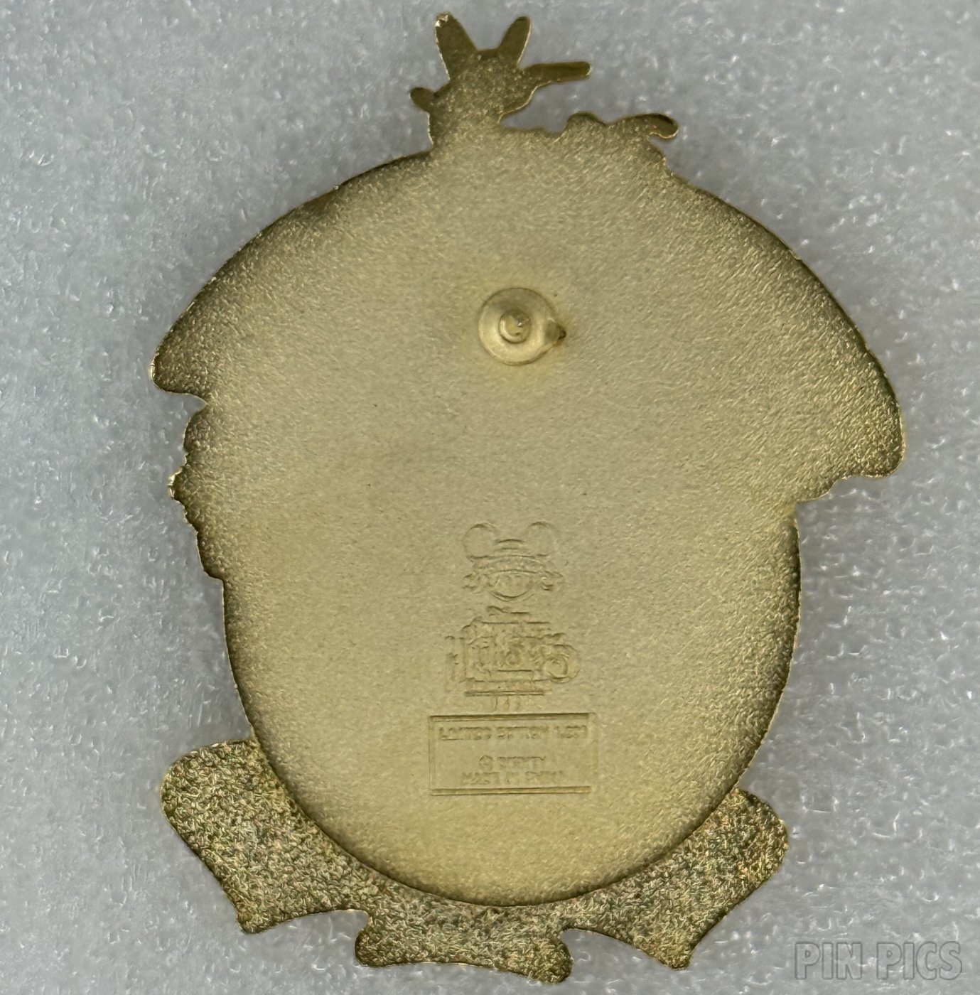 DCL - Peter Pan, Captain Hook, Tinker Bell - Celebration Walt Disney Art Classics 2003 - Adventure on the High Seas  pin collectible - Main Image 2