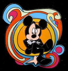 DLR - Two Hearts (Mickey & Minnie) Jeweled/Hinged