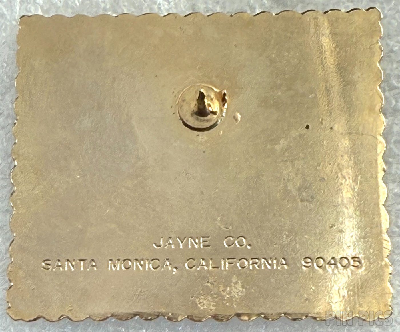 Minnie and Pluto - Stamp - Republic of Maldives  pin collectible - Main Image 2