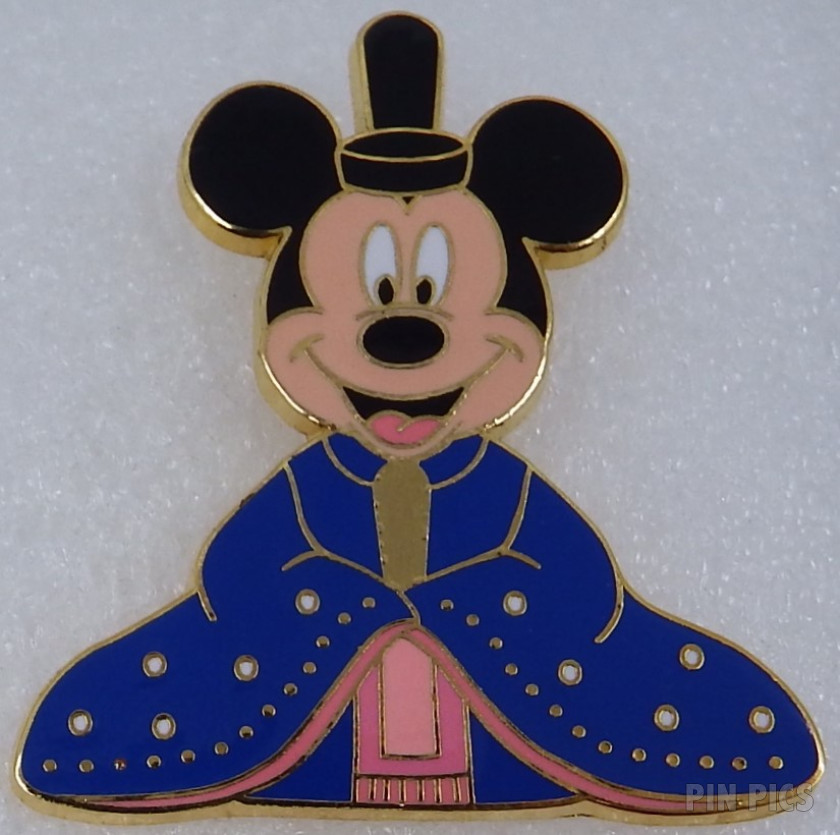 Disney Catalog - Pooh Around the World Mini Bean Bag & Pin Series (The Netherlands)