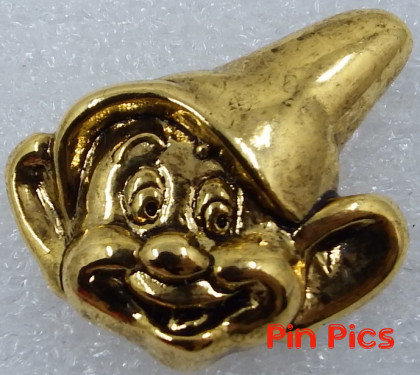 Disney Catalog - Animated Short Boxed Pin Set #2 (Plane Crazy) Clarabelle