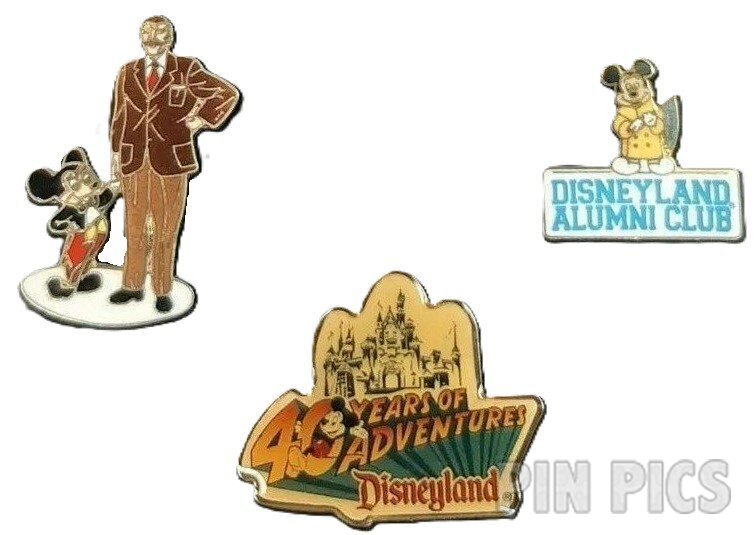 DLR - Donald with Easter Baskets (Surprise Release)