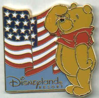 WDW - Mickey & Minnie - Love - Epcot International Flower & Garden Festival 2003 - 10th Anniversary Boxed Set