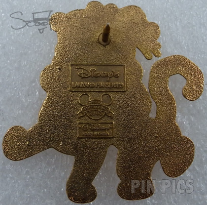 DLR - Tigger and Pooh Hugging - Pooh Friends - Cast Lanyard Series 1 2003  pin collectible - Main Image 2