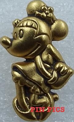 Button - WDW - International Month of the Family 1999