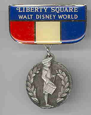 Disney Gallery - Goofy 70th Anniversary Framed Pin Set - Dippy Dawg