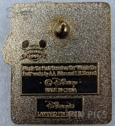 WDW - Pooh Pitching - 100 Acre Wood Baseball - Cast Lanyard Series 2 2003 - 2004  pin collectible - Main Image 2