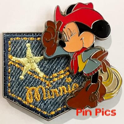 DLR - Pirates of the Caribbean Event Logo Pin
