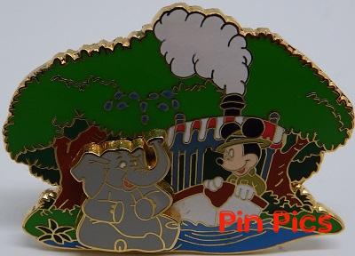 DLR - Tigger and Pooh Walking - Cast Member Lanyard Series - Pooh Friends