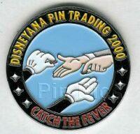 DA - Chip and Dale - Waving