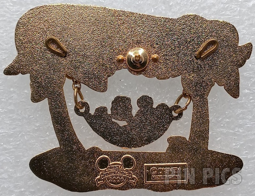 WDW - Mickey Mouse - Retirement - Happy Retirement  pin collectible - Main Image 2