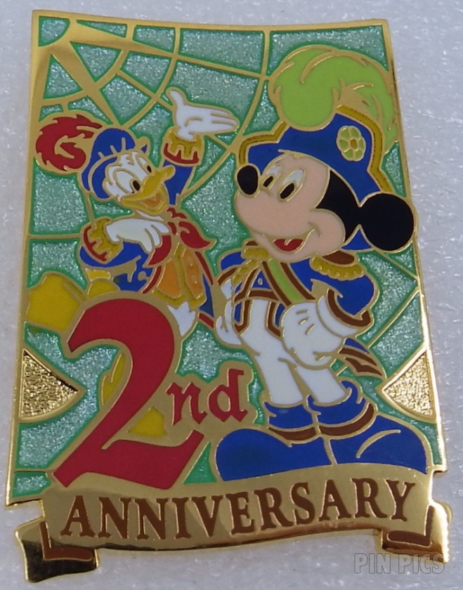 DA - Mickey in a Hot Air Balloon wearing a tux