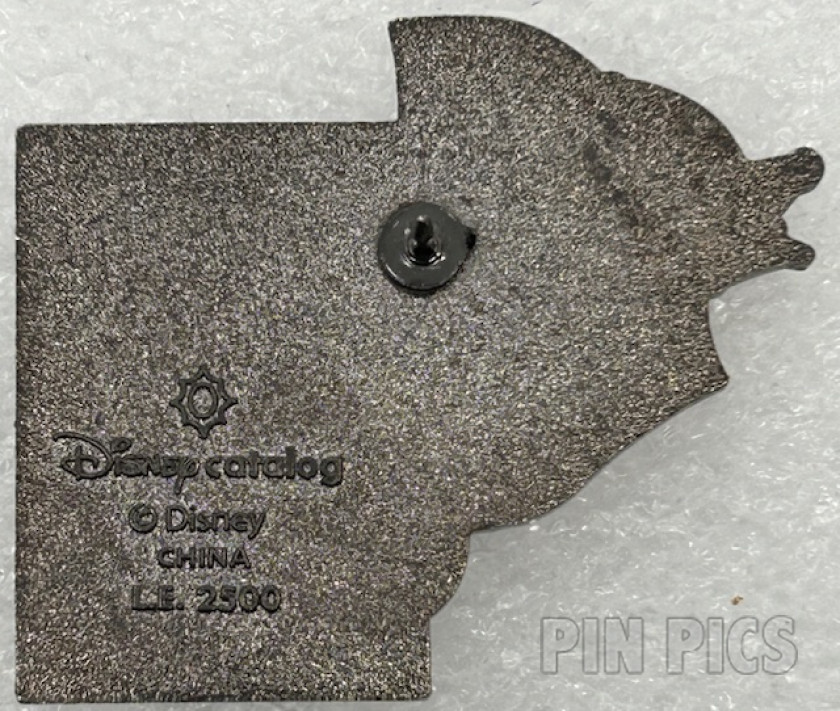 DC - Evil Queen - Villains Pin Set - Snow White and the Seven Dwarfs  pin collectible - Main Image 2