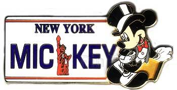 WDW - Sorcerer Mickey & Cinderella's Castle 2004