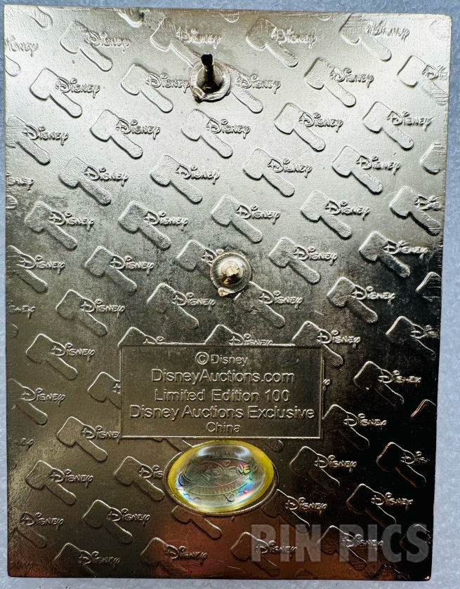 DA - Mondrian Mouse - Masterpiece Series #1  pin collectible - Main Image 2