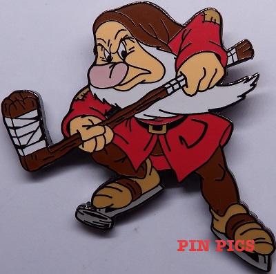 WDW - Mickey Donald and Tiger Cubs - Safari Snapshots - Cast Lanyard Series 2 2003 - 2004